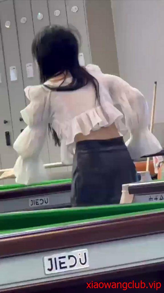 好大好白的台球