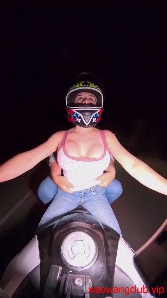 你倒是掀起来啊