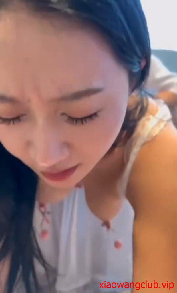 奶子好胀…..就想被揉捏！做梦都不敢想～ 被三个男人调戏 ！！！