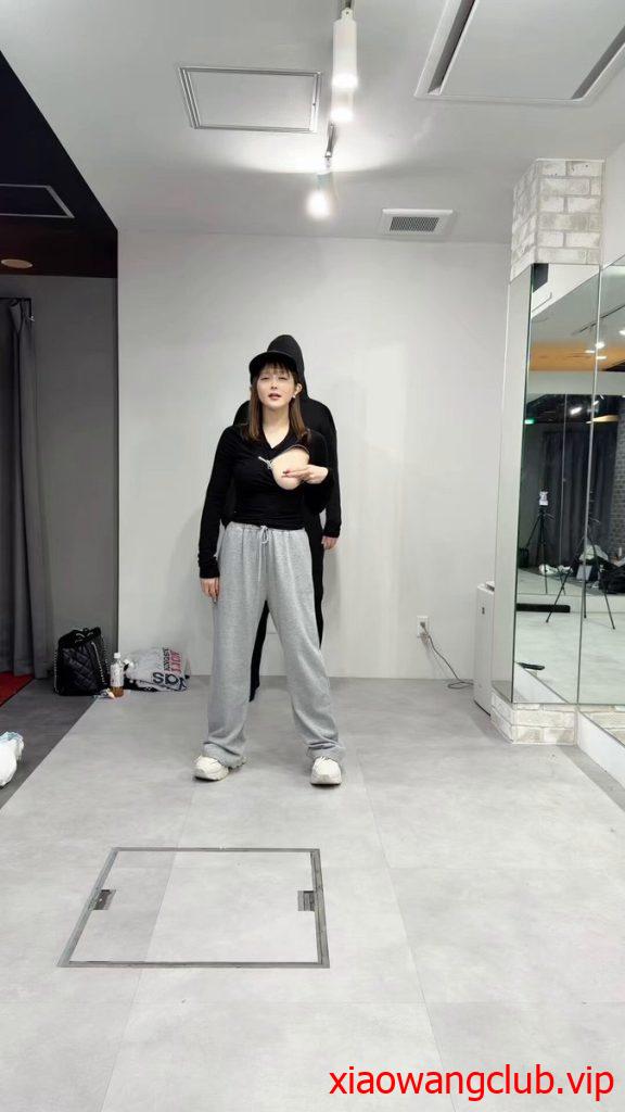 我从未想过会以这种方式结束。作为一名专业舞者，我仍然缺乏经验。