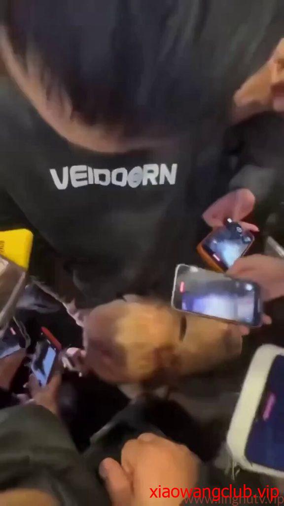 国内疯传的长沙解放西 现在的人都这么压抑吗？？？