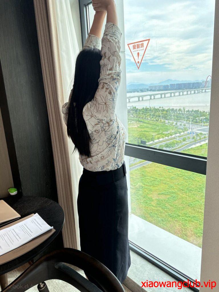 《泄密》不同意就强操反抗也没有用.