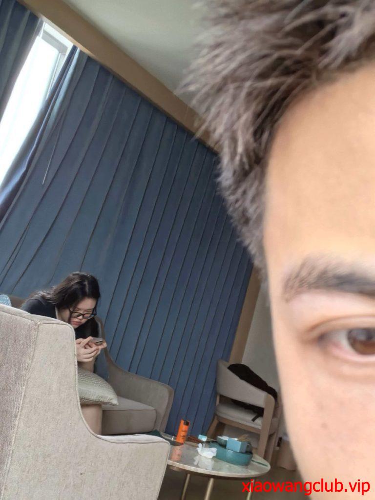 又一哥们奔现翻车，以为女的是香香软软的小蛋糕，结果是大列巴。