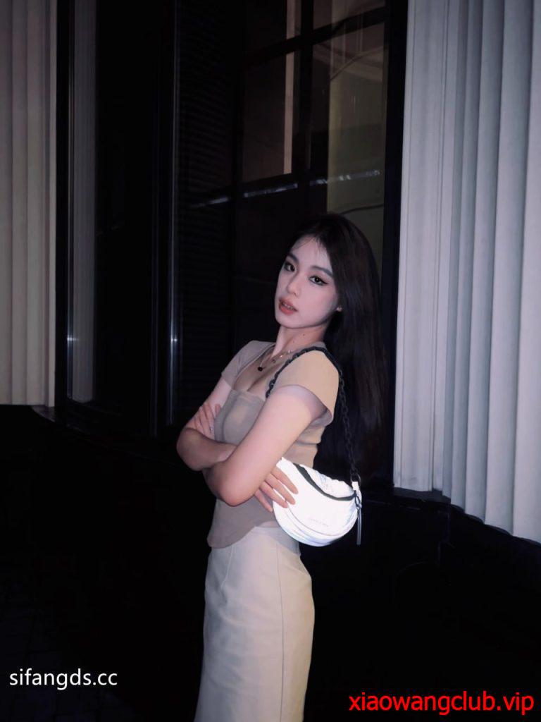 泄密流出❤️广州美术学院美女孙韵婷和男友自拍性爱视频